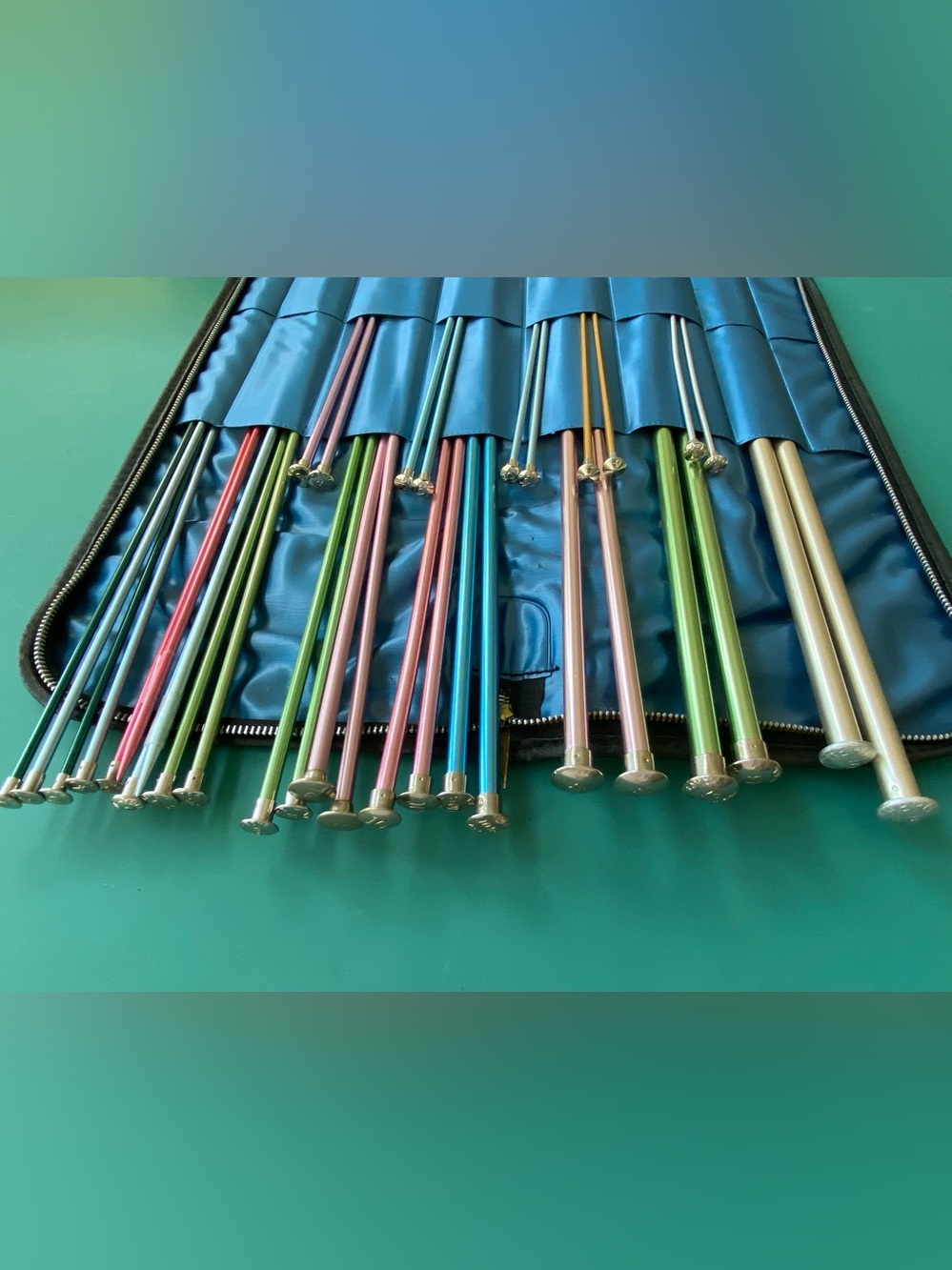 17 Pair Alum. Knitting Needles. 10”Long & 14”Long. In Knitting Needle Case.